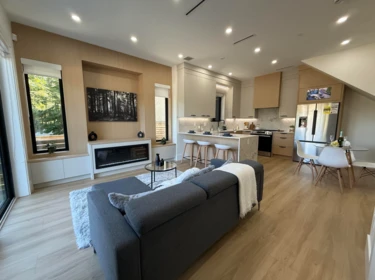1 2636 Mcgill Street, Vancouver, BC, Vancouver — Half Duplex for sale