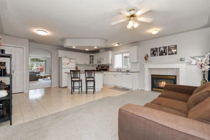 Breakfast Nook Photo of 44600 Michael Drive, Chilliwack, BC
