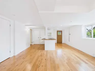 Mudroom Photo of 408 Allen Drive, Delta, BC