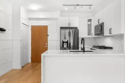 Breakfast Nook Photo of 417 119 W 22nd Street, North Vancouver, BC