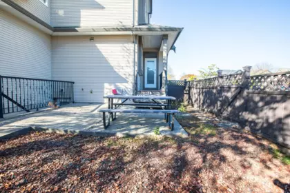 19096 68a Avenue, Surrey, BC, Surrey — Single Family Residence for sale