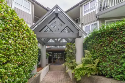 109 15120 108 Avenue, Surrey, BC, Surrey — Apartment/Condo for sale