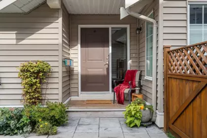 24 1175 7th Avenue, Hope, BC, Hope — Townhouse for sale