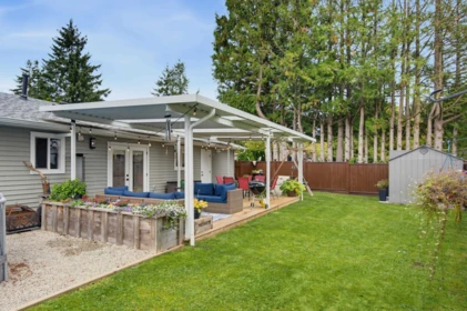 Hot Tub / Spa Photo of 26680 32 Avenue, Langley, BC