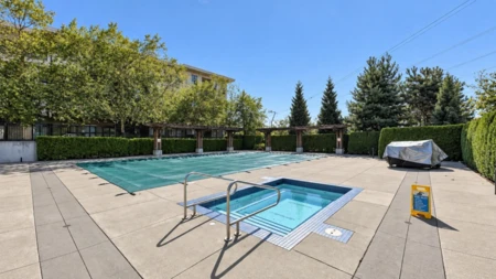 Office / Den Photo of 213 15137 33 Avenue, Surrey, BC