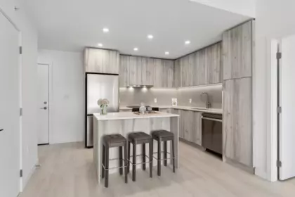 Breakfast Nook Photo of 619 3594 Malsum Drive, North Vancouver, BC