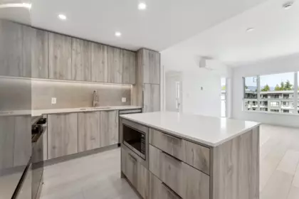 Laundry Room Photo of 619 3594 Malsum Drive, North Vancouver, BC