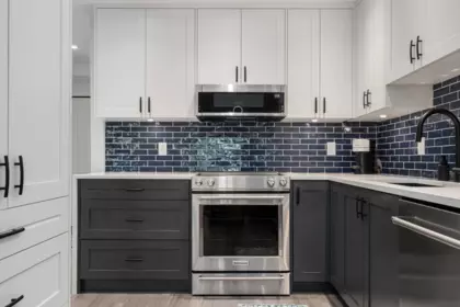 825 W 15th Avenue, Vancouver, BC, Vancouver — Apartment/Condo for sale