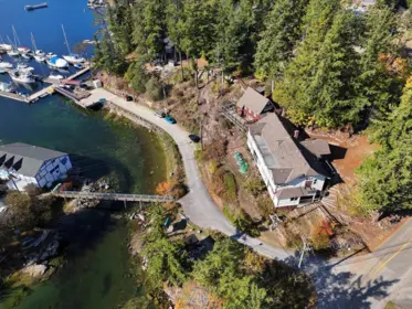 4339 Garden Bay Road, Garden Bay, BC, Garden bay — Single Family Residence for sale