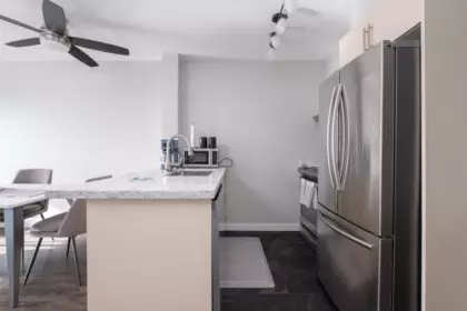 2505 1189 Howe Street, Vancouver, BC, Vancouver — Apartment/Condo for sale