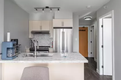 2505 1189 Howe Street, Vancouver, BC, Vancouver — Apartment/Condo for sale