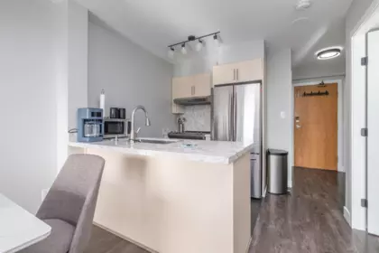 2505 1189 Howe Street, Vancouver, BC, Vancouver — Apartment/Condo for sale