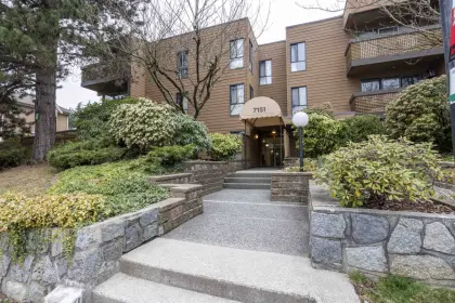 210 7151 Edmonds Street, Burnaby, BC, Burnaby — Apartment/Condo for sale
