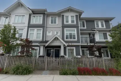 13 7167 116 Street, Delta, BC, Delta — Townhouse for sale
