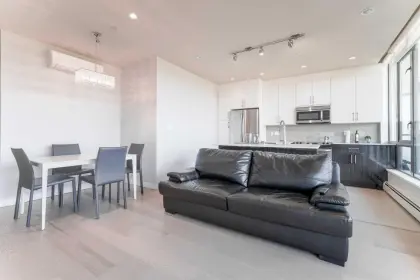 PH3 2689 Kingsway, Vancouver, BC, Vancouver — Apartment/Condo for sale