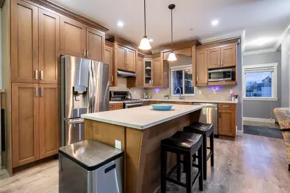8 27234 30 Avenue, Langley, BC, Langley — Townhouse for sale