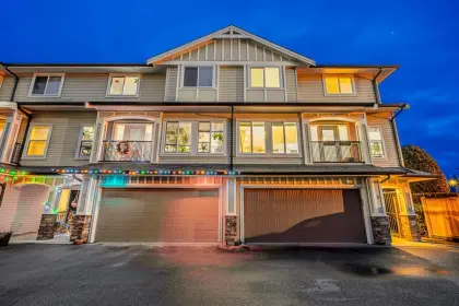 8 27234 30 Avenue, Langley, BC, Langley — Townhouse for sale