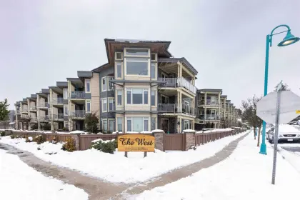 109 5160 Davis Bay Road, Sechelt, BC, Sechelt — Apartment/Condo for sale