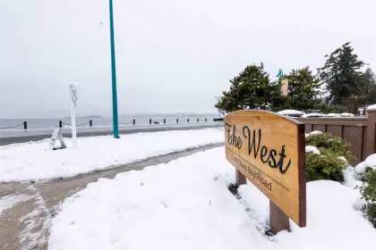109 5160 Davis Bay Road, Sechelt, BC, Sechelt — Apartment/Condo for sale