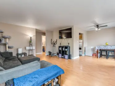 111 33870 Fern Street, Abbotsford, BC, Abbotsford — Apartment/Condo for sale