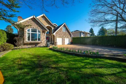 7451 Government Road, Burnaby, BC, Burnaby — Single Family Residence for sale