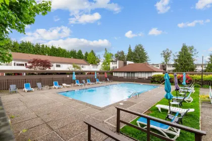 7 7331 Montecito Drive, Burnaby, BC, Burnaby — Townhouse for sale