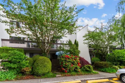 7 7331 Montecito Drive, Burnaby, BC, Burnaby — Townhouse for sale