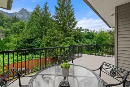 65964 Ogilview Drive, Hope, BC, Hope — Single Family Residence for sale