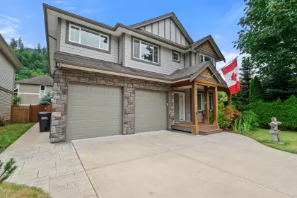 65964 Ogilview Drive, Hope, BC, Hope — Single Family Residence for sale
