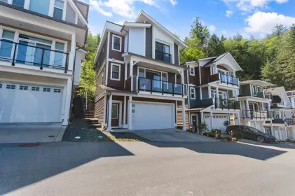 27 47042 Macfarlane Place, Chilliwack, BC, Chilliwack — Single Family Residence for sale
