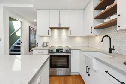 16 795 W 8th Avenue, Vancouver, BC, Vancouver — Townhouse for sale