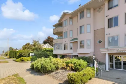 104 46000 First Avenue, Chilliwack, BC, Chilliwack — Apartment/Condo for sale