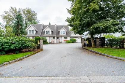 2 19948 Willoughby Way, Langley, BC, Langley — Townhouse for sale