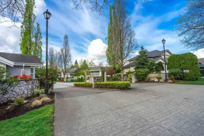 51 20770 97b Avenue, Langley, BC, Langley — Townhouse for sale