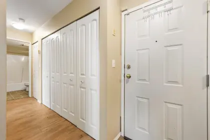 203 46351 Yale Road, Chilliwack, BC, Chilliwack — Apartment/Condo for sale