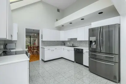 6574 Pinehurst Drive, Vancouver, BC, Vancouver — Townhouse for sale