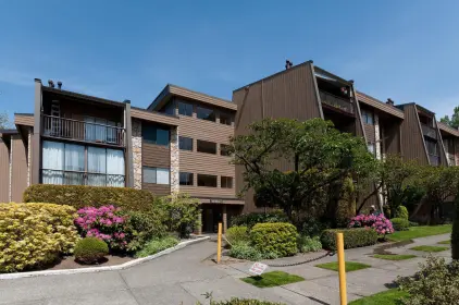 438 9101 Horne Street, Burnaby, BC, Burnaby — Apartment/Condo for sale