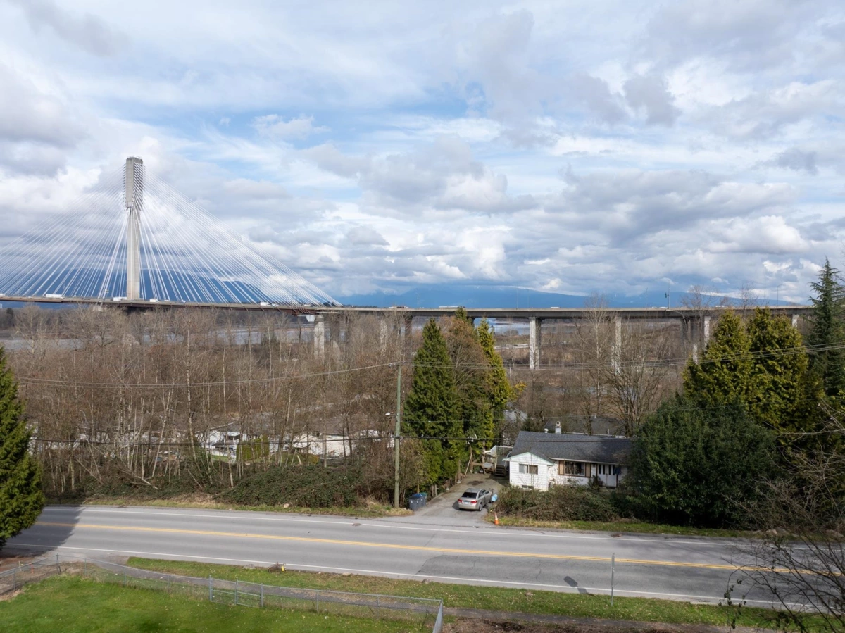 Family Room Photo of 14707 St. Andrews Drive, Surrey, BC