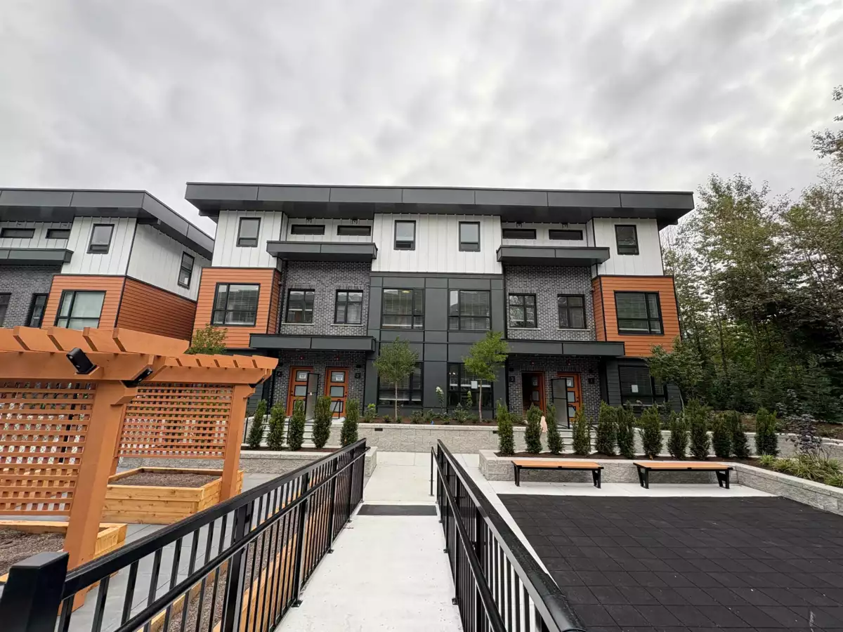 Breakfast Nook Photo of 3 20932 83 Avenue, Langley, BC