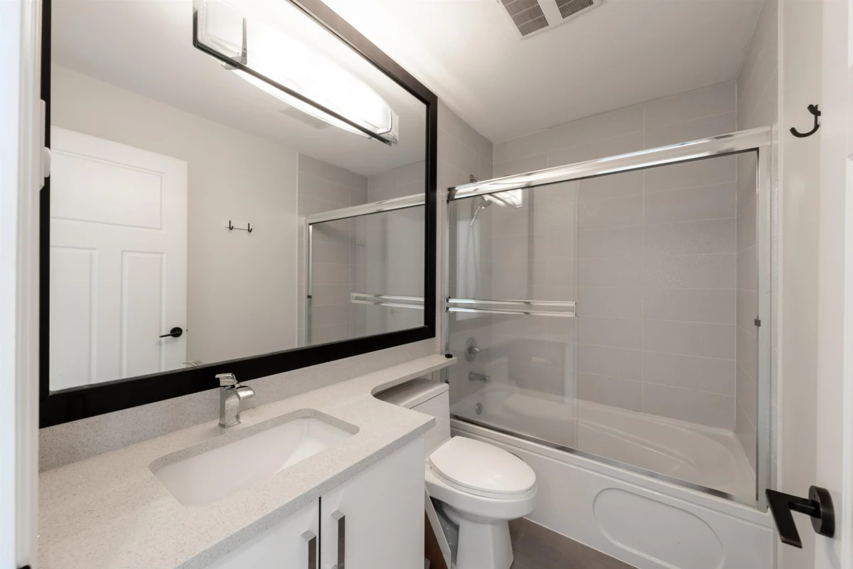 Powder Room Photo of 28 7691 Bridge Street, Richmond, BC