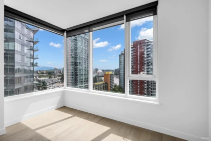 1608 68 Smithe Street, Vancouver, BC, Vancouver — Apartment/Condo for sale