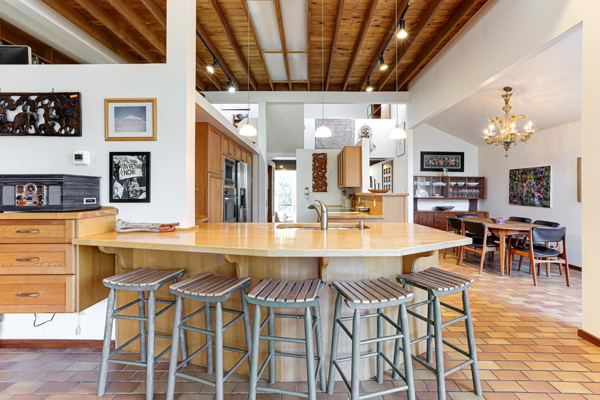 Exterior Rear Photo of 325 Oceanview Road, Lions Bay, BC