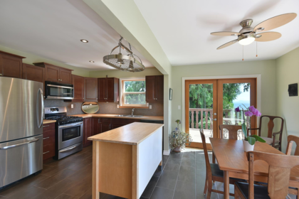 5345 Selma Park Road, Sechelt, BC, Sechelt — Single Family Residence for sale