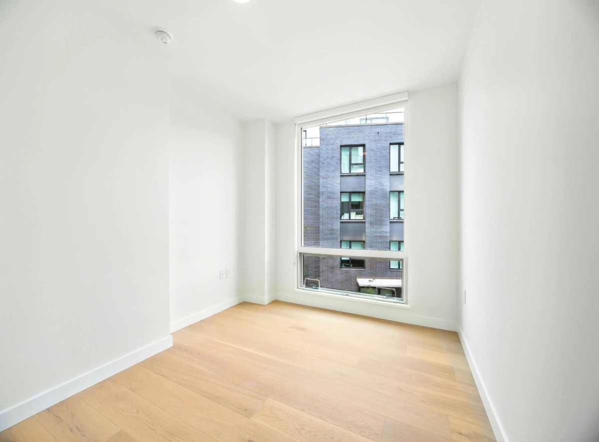 Front Yard Photo of 315 5212 Cambie Street, Vancouver, BC