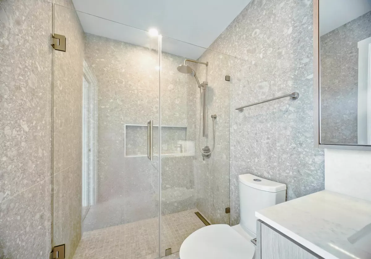 Hot Tub / Spa Photo of 315 5212 Cambie Street, Vancouver, BC