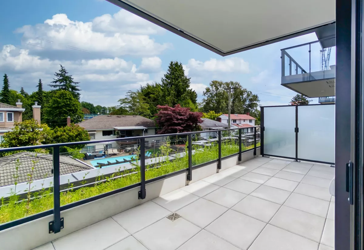Living Room Photo of 315 5212 Cambie Street, Vancouver, BC