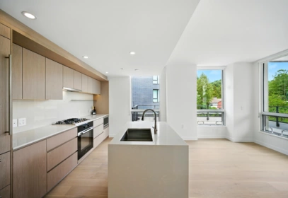 315 5212 Cambie Street, Vancouver, BC