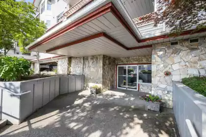 307 5776 200 Street, Langley, BC, Langley — Apartment/Condo for sale