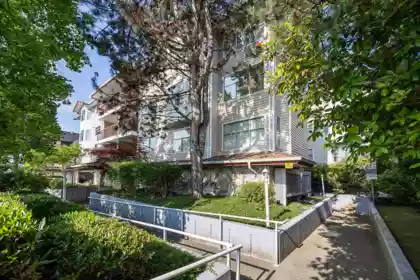 307 5776 200 Street, Langley, BC, Langley — Apartment/Condo for sale