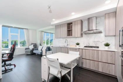 811 3300 Ketcheson Road, Richmond, BC, Richmond — Apartment/Condo for sale